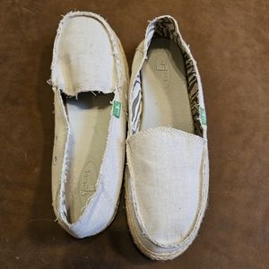 Womens Sanuk Slip On Shoe Tan & Zebra Print Size 9